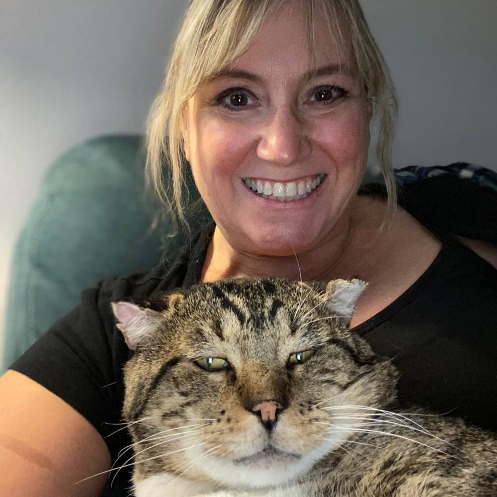Meet your Posher, Pam